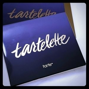 Tartelette Amazonian Clay Matte Eyeshadow Pallete